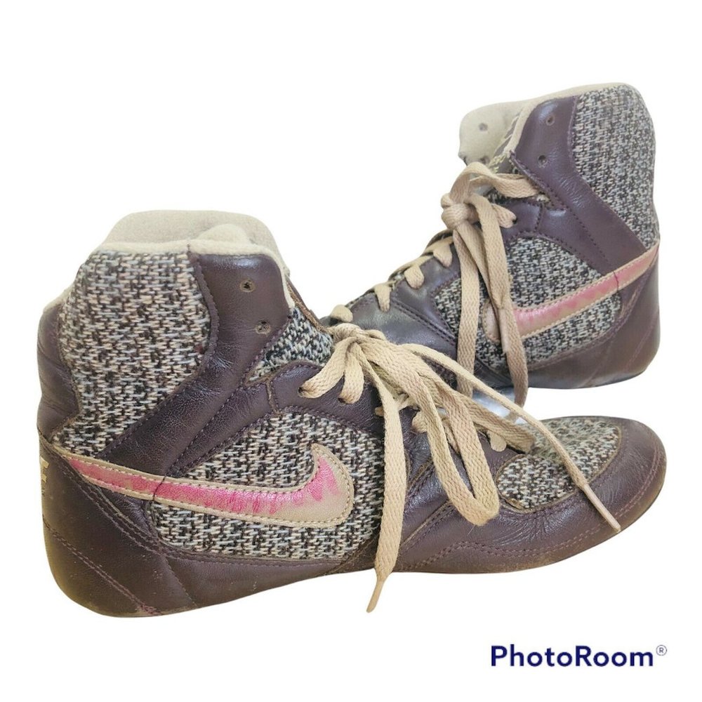 Nike Womens 8 Greco Supreme Wrestling Brown Sneakers Shoes Vtg FLAWS 316553-291